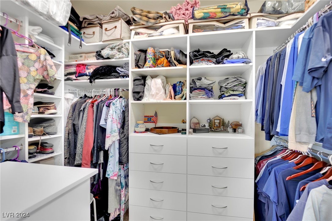 6061 Sabine Ranch Road