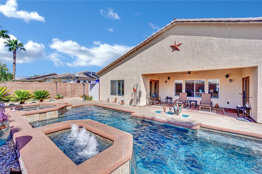 6061 Sabine Ranch Road