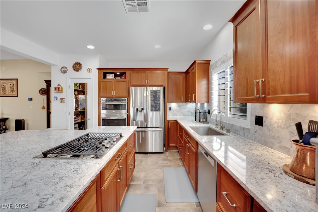 6061 Sabine Ranch Road