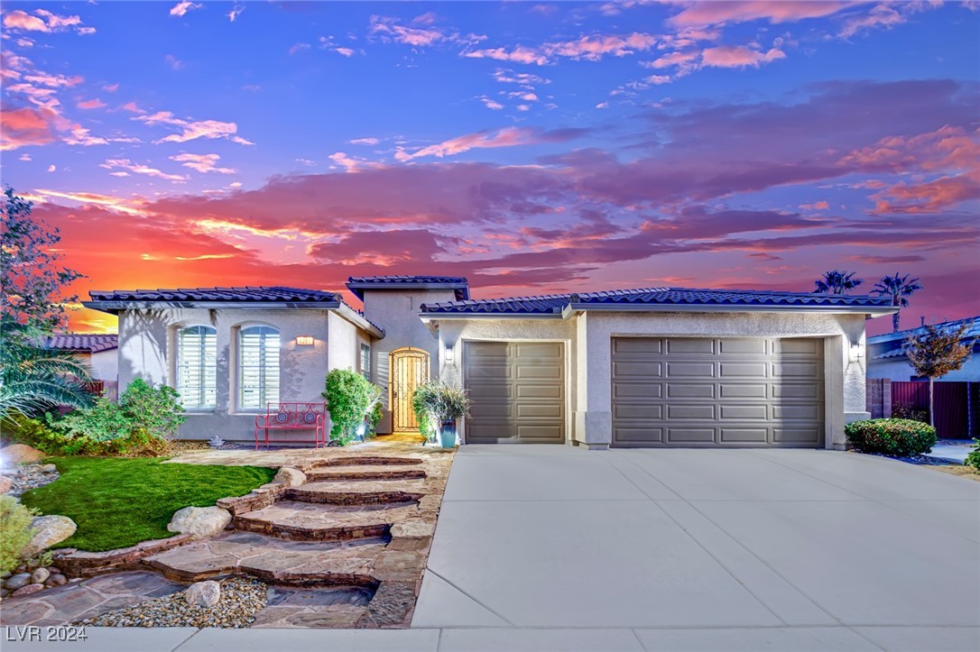 6061 Sabine Ranch Road