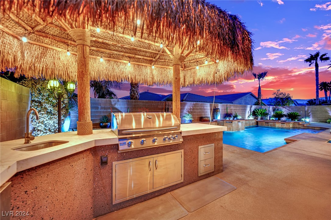 6061 Sabine Ranch Road