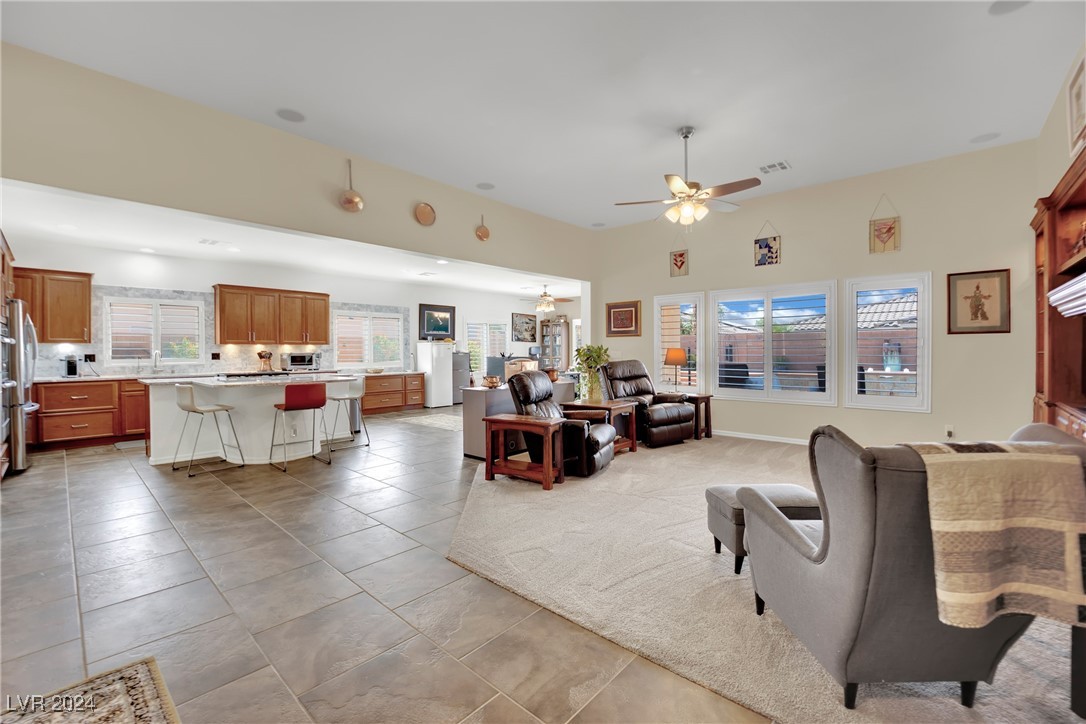 6061 Sabine Ranch Road