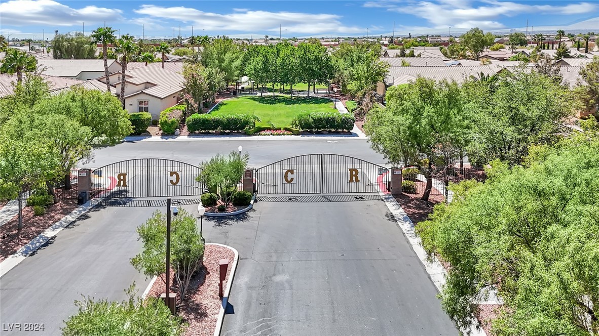 6061 Sabine Ranch Road