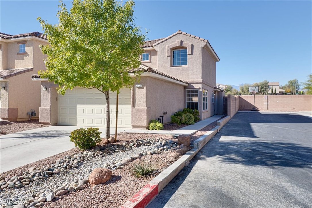 7653 HIGHLAND PONY Street