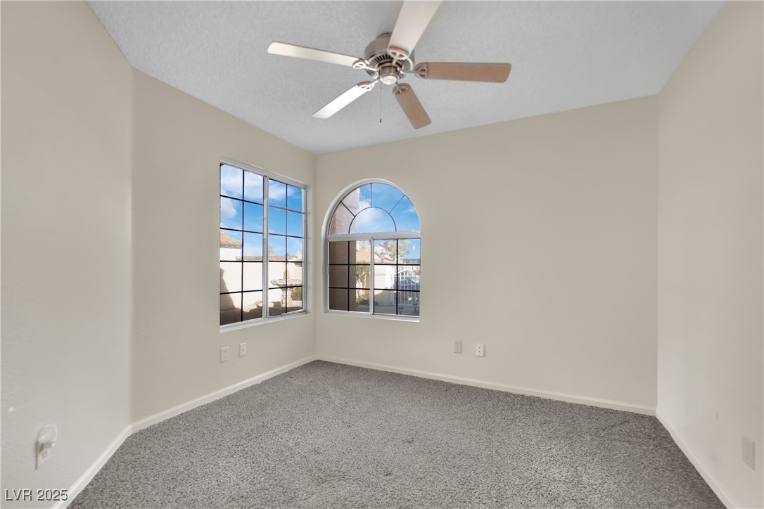 476 Tiger Lily Way