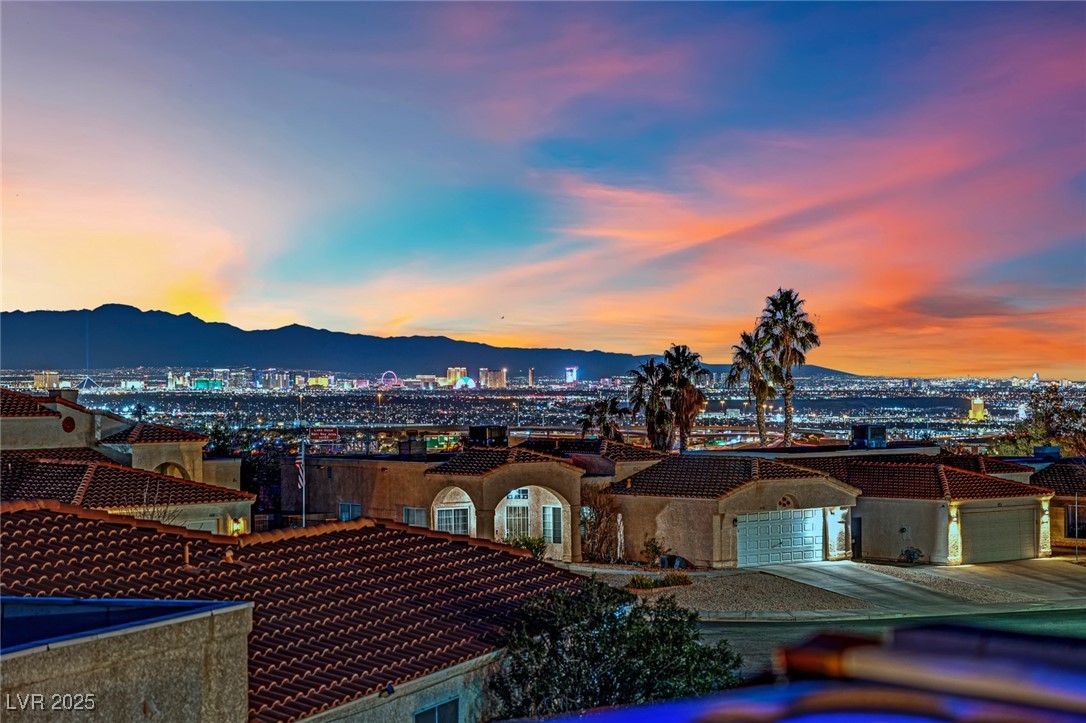 476 Tiger Lily Way