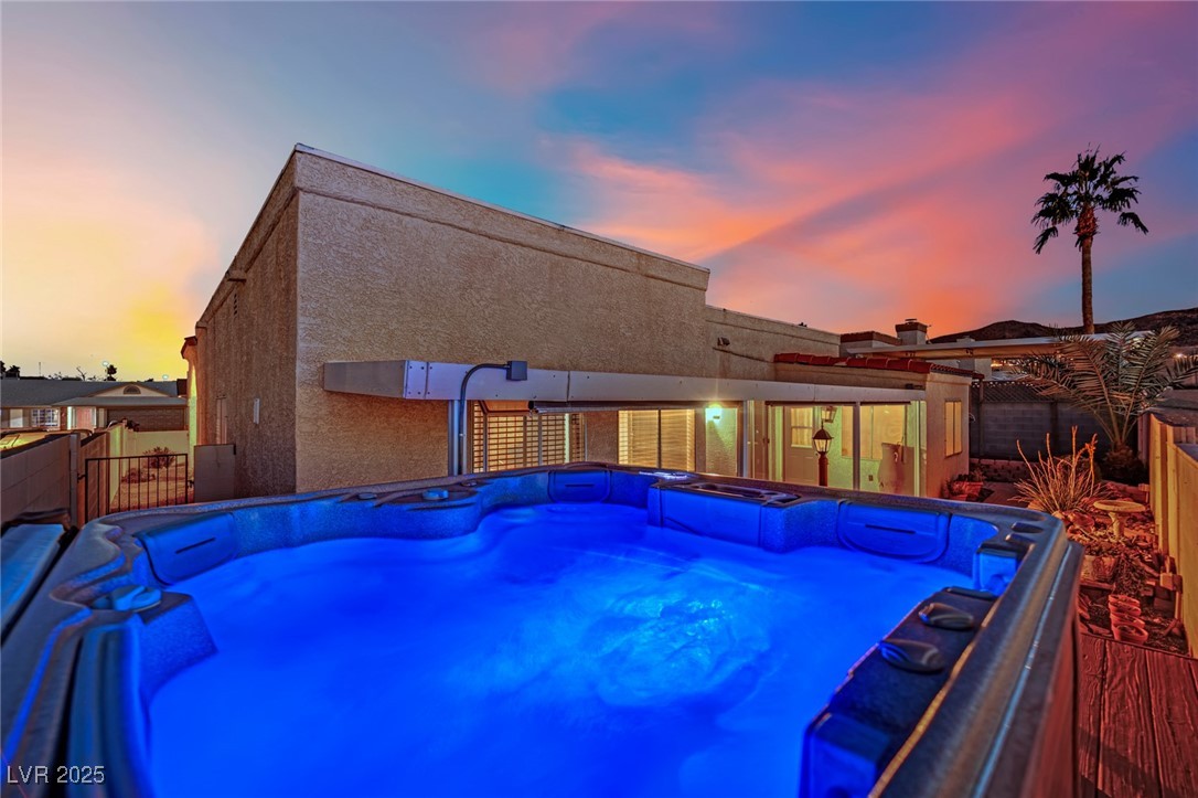 476 Tiger Lily Way