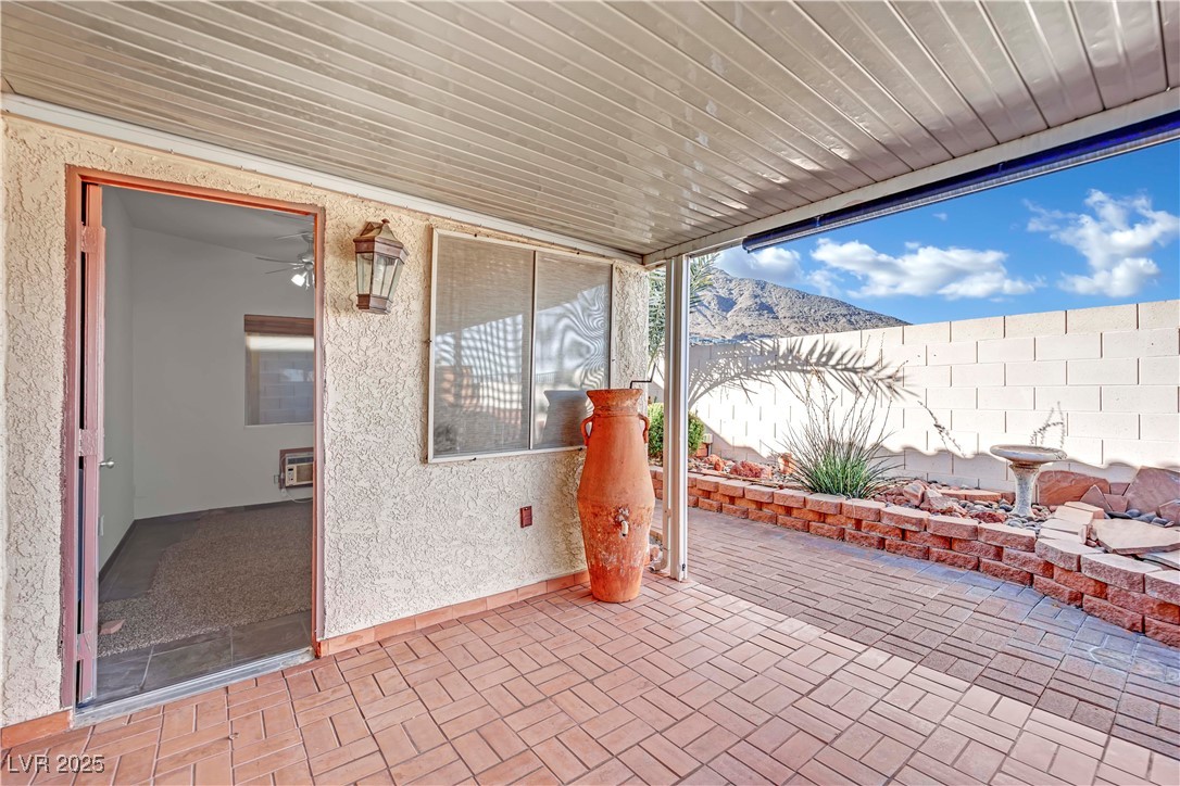 476 Tiger Lily Way