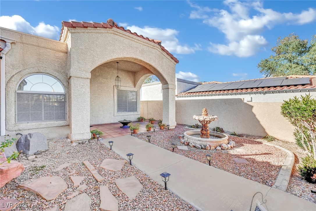 476 Tiger Lily Way