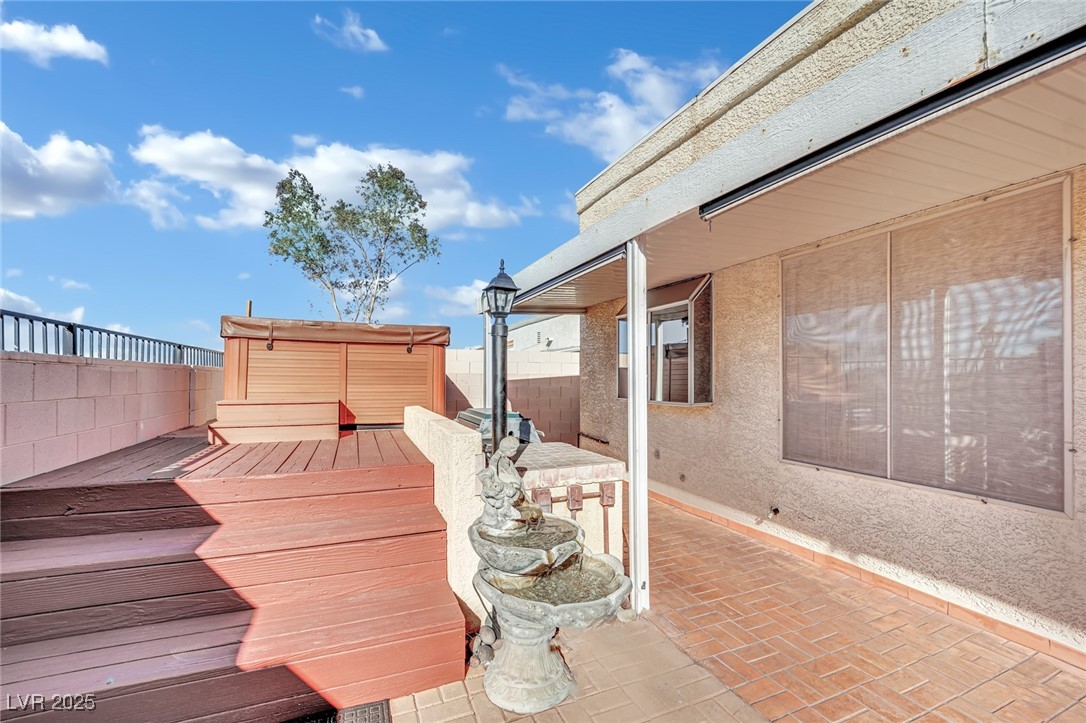 476 Tiger Lily Way