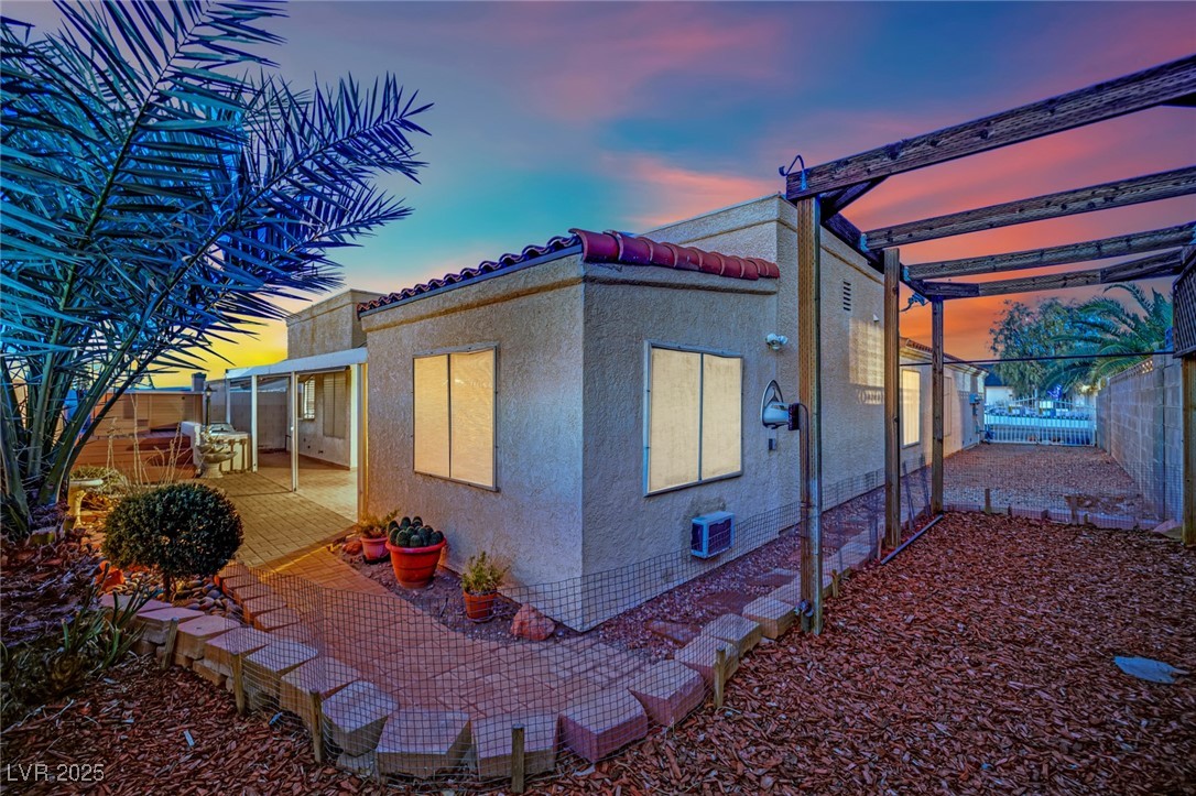 476 Tiger Lily Way