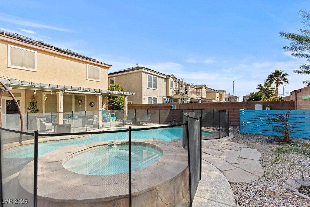 7017 Pink Flamingos Place