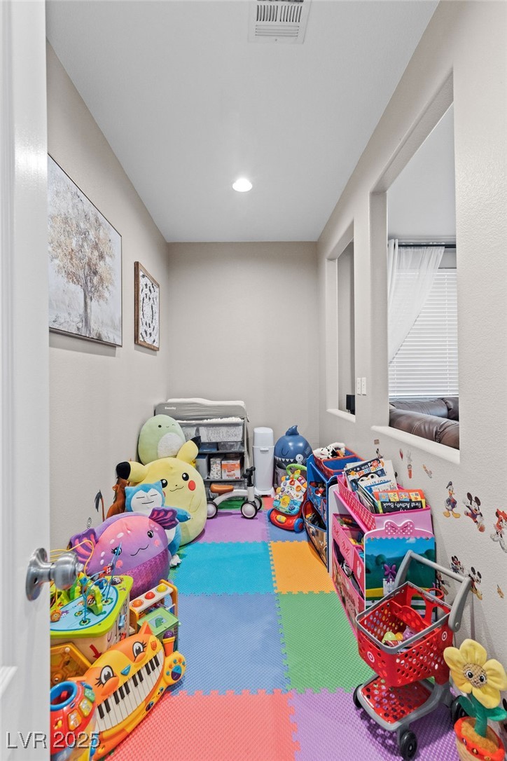 7017 Pink Flamingos Place