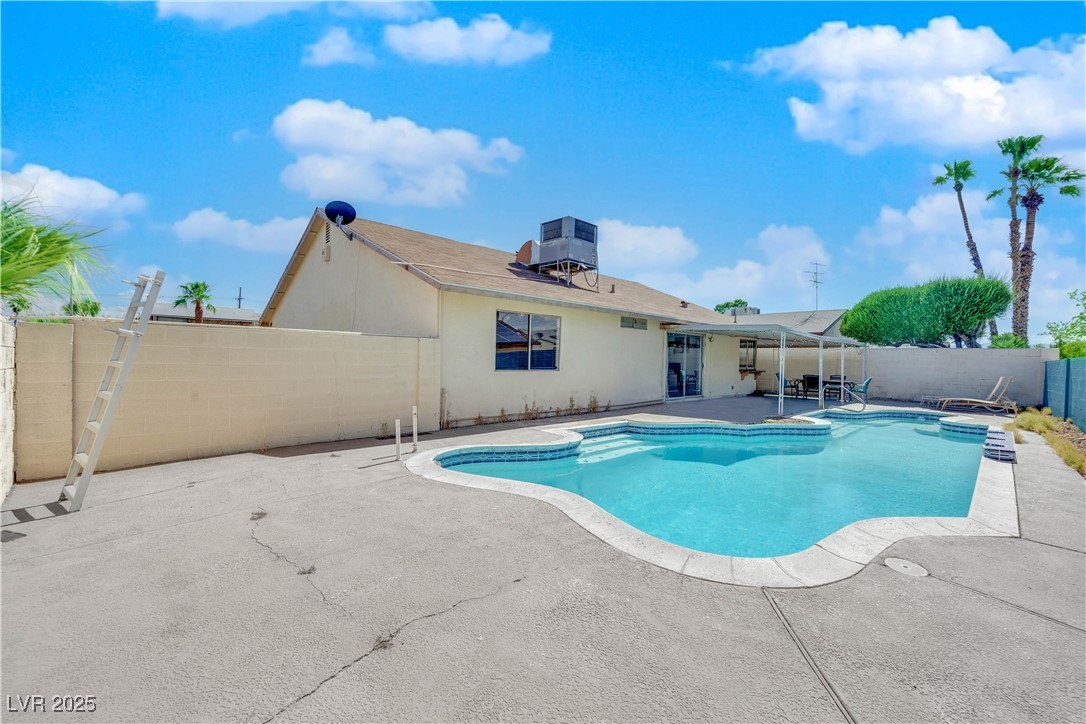 2302 Wagonwheel Avenue