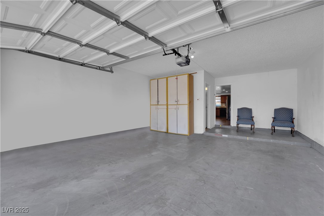 2302 Wagonwheel Avenue