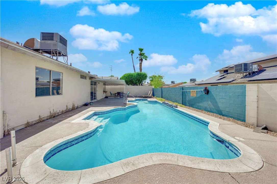 2302 Wagonwheel Avenue