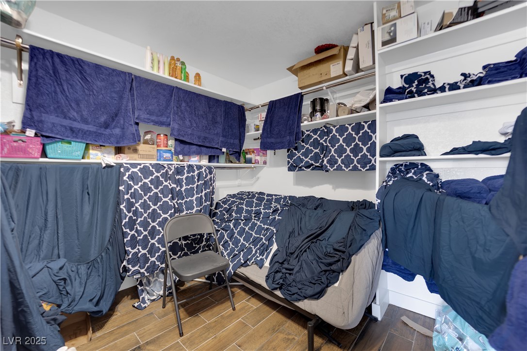 2302 Wagonwheel Avenue