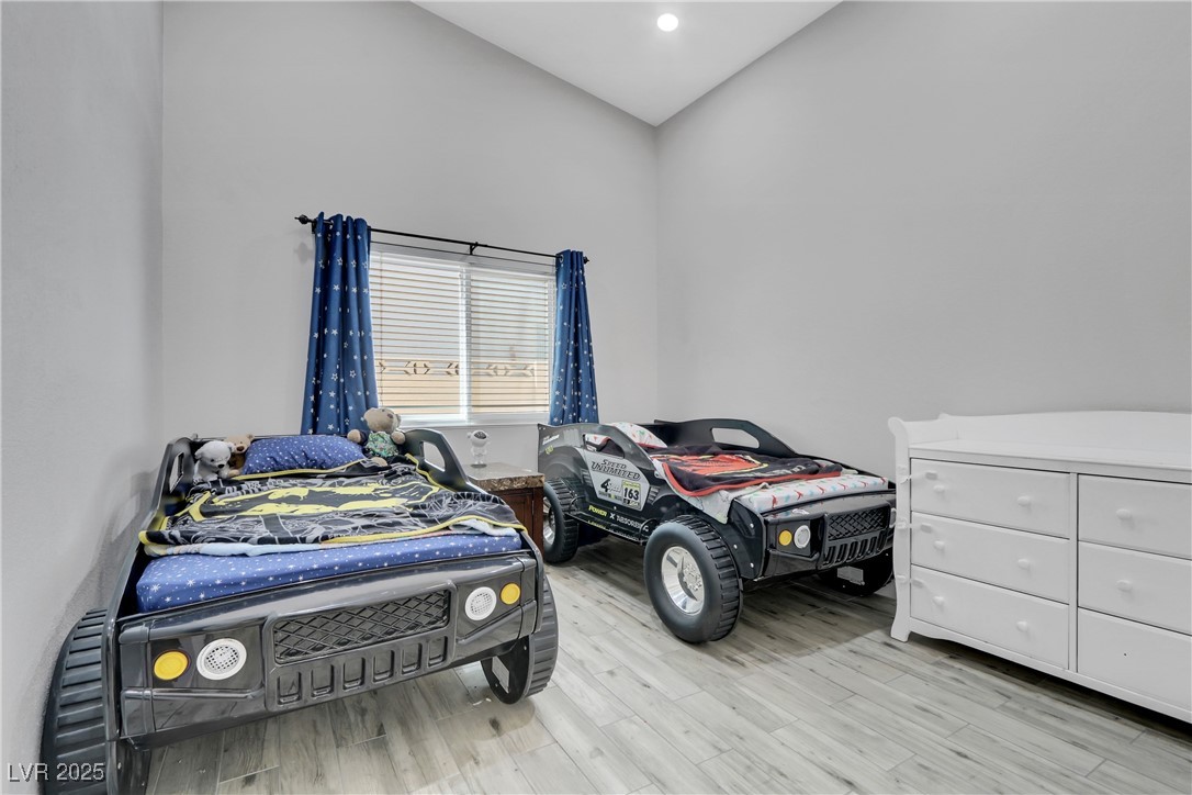 1777 Indian Summer Drive