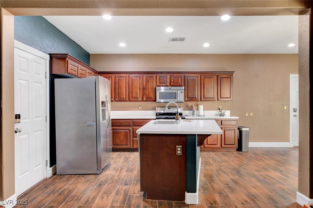 8560 Alocasia Court