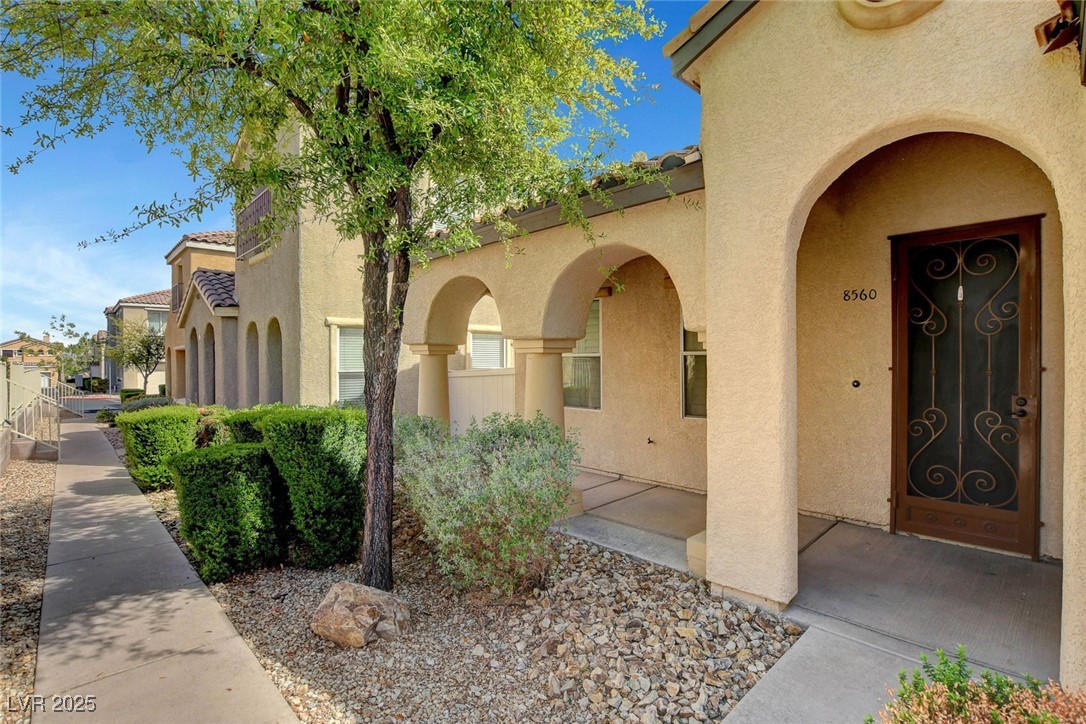 8560 Alocasia Court