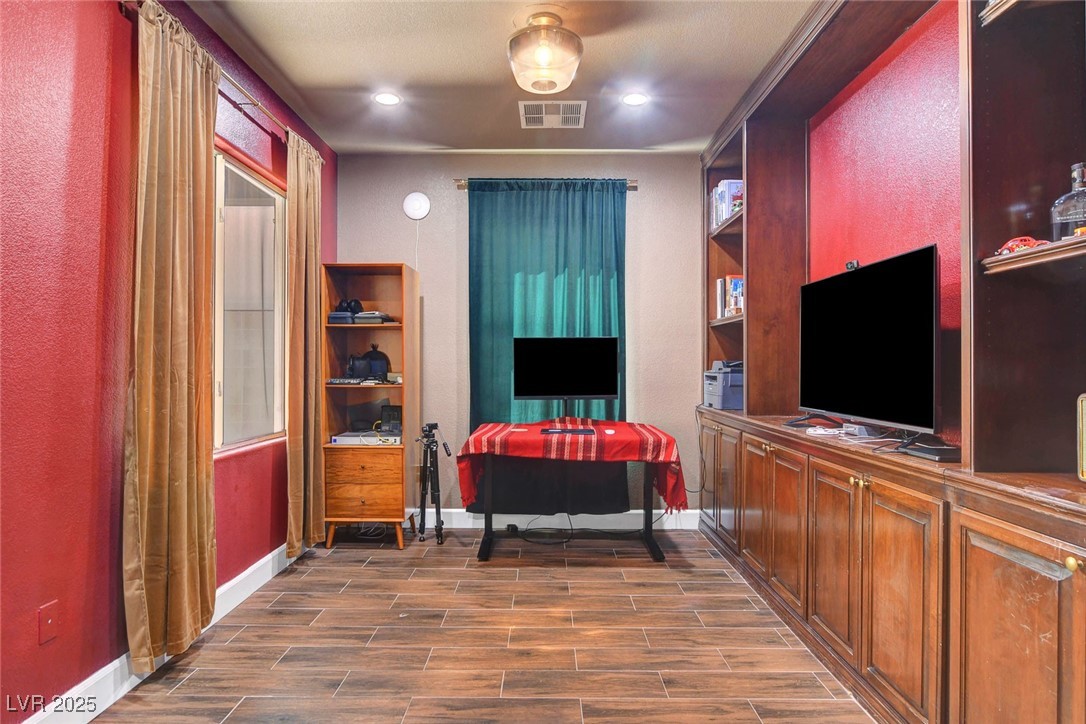 8560 Alocasia Court