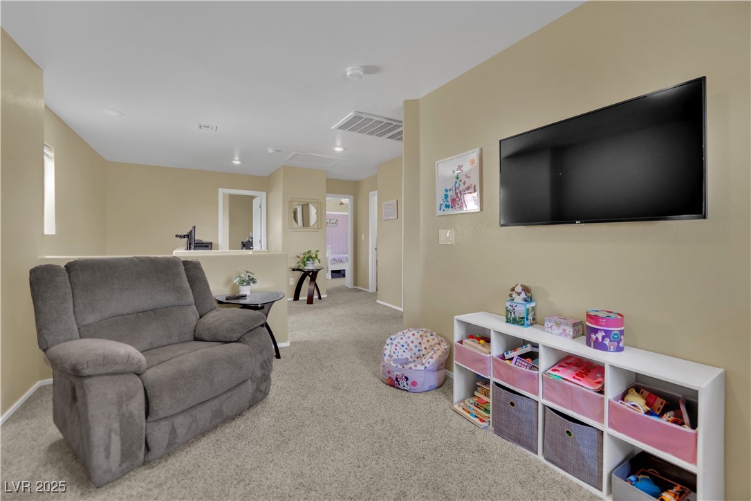 6187 Novelty Street