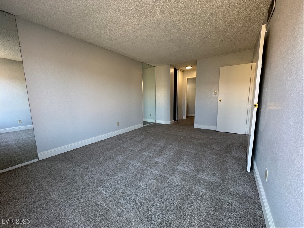 1460 Hialeah Drive D
