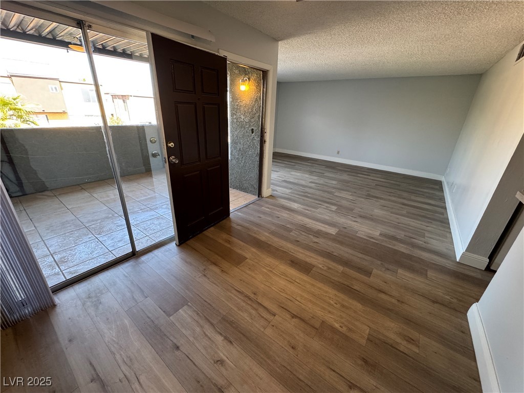 1460 Hialeah Drive D