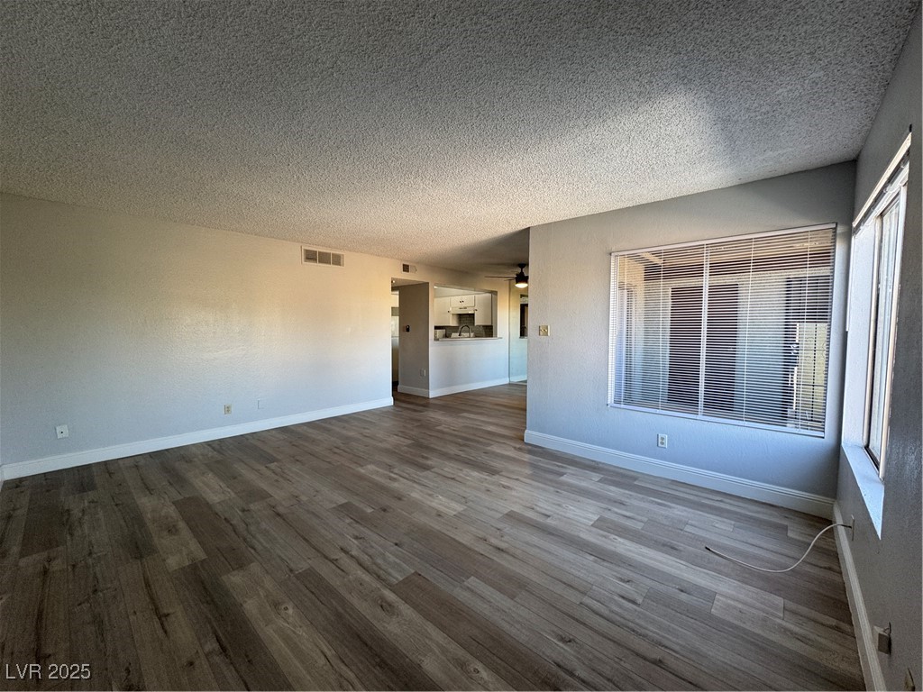 1460 Hialeah Drive D