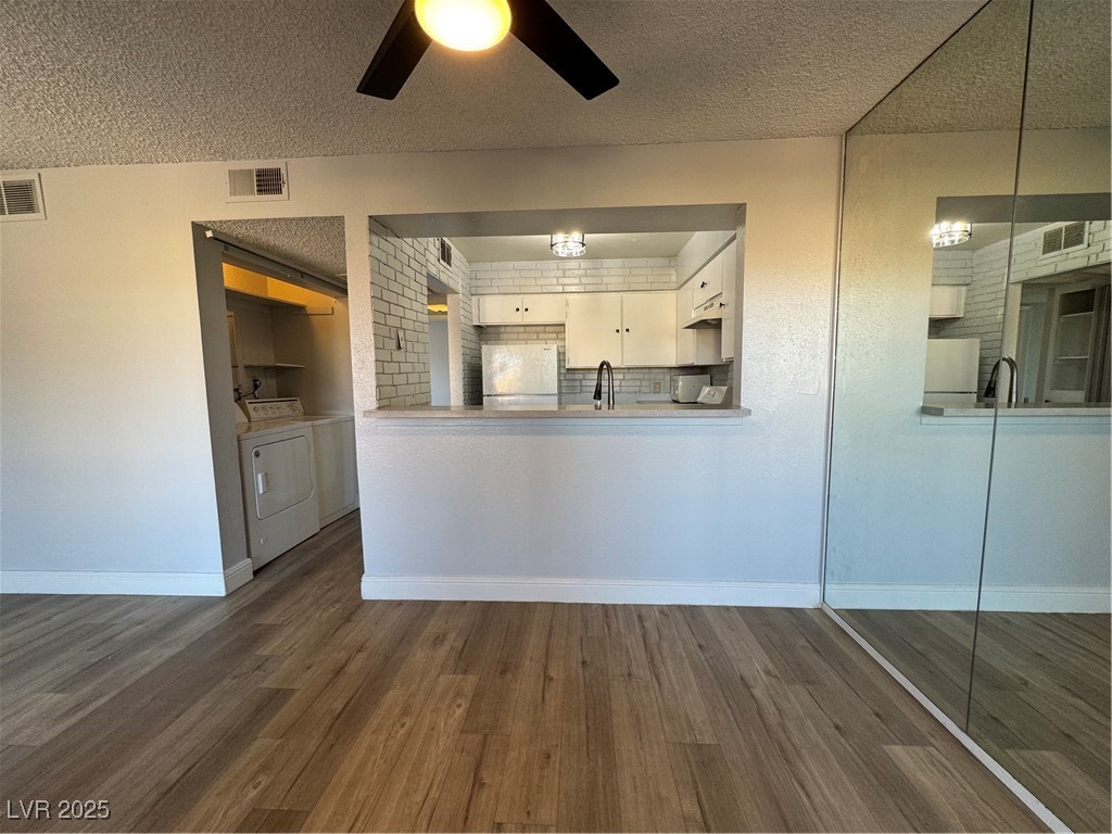 1460 Hialeah Drive D