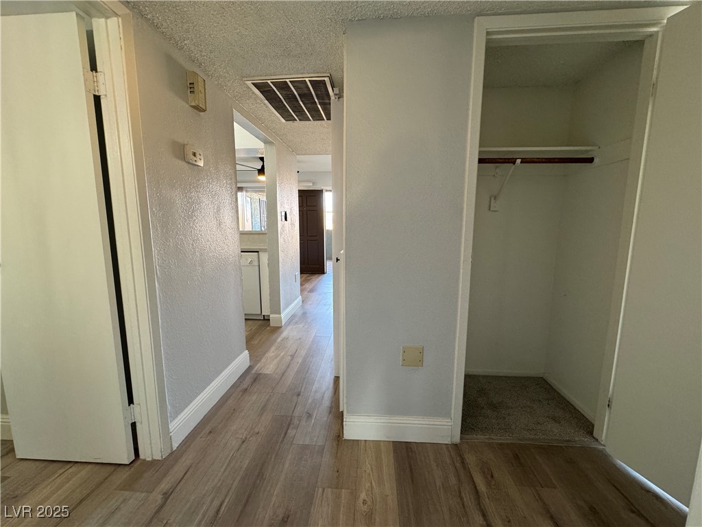 1460 Hialeah Drive D