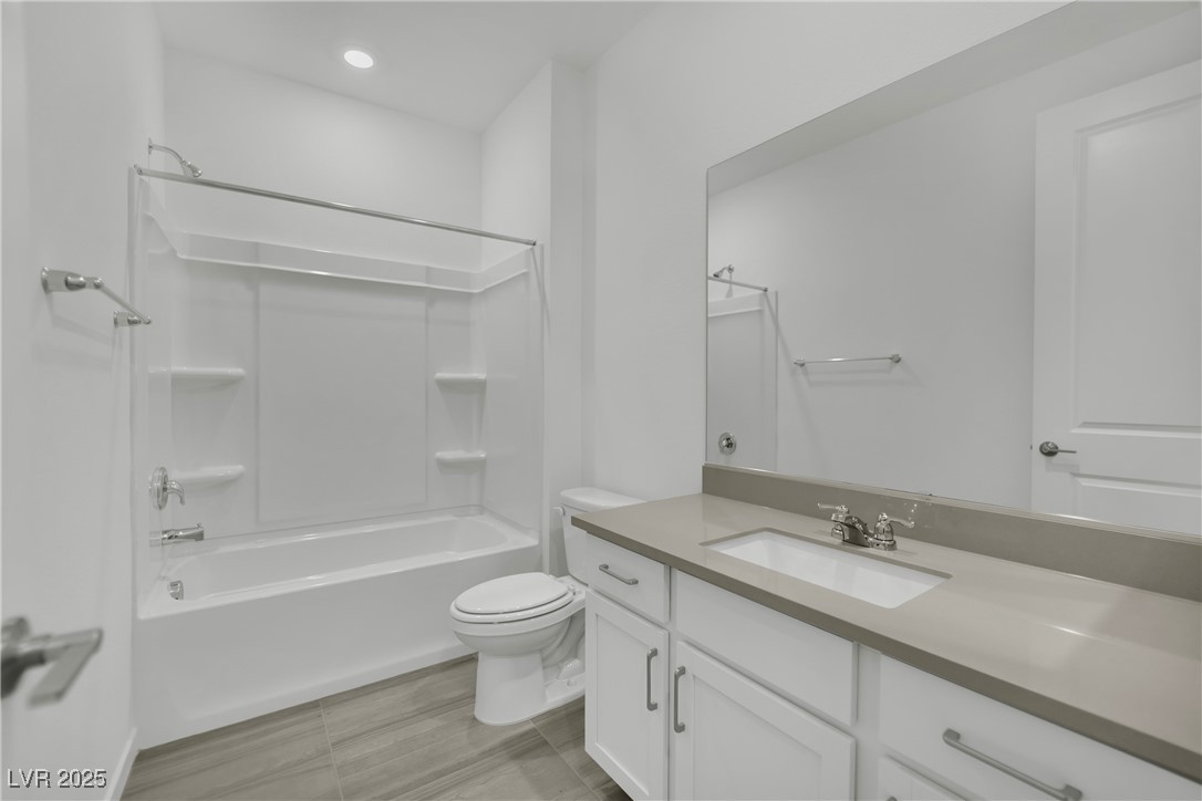 11422 Crimson Ledge Avenue