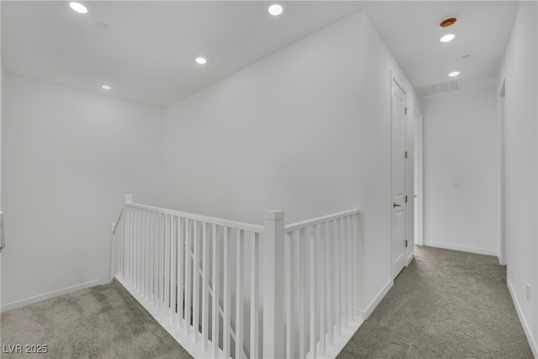 11422 Crimson Ledge Avenue