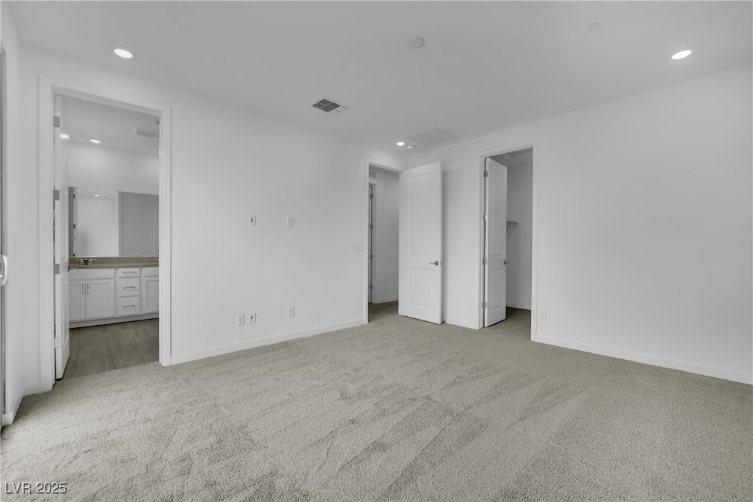 11422 Crimson Ledge Avenue