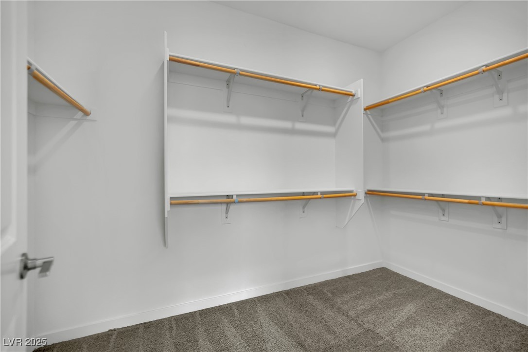 11422 Crimson Ledge Avenue