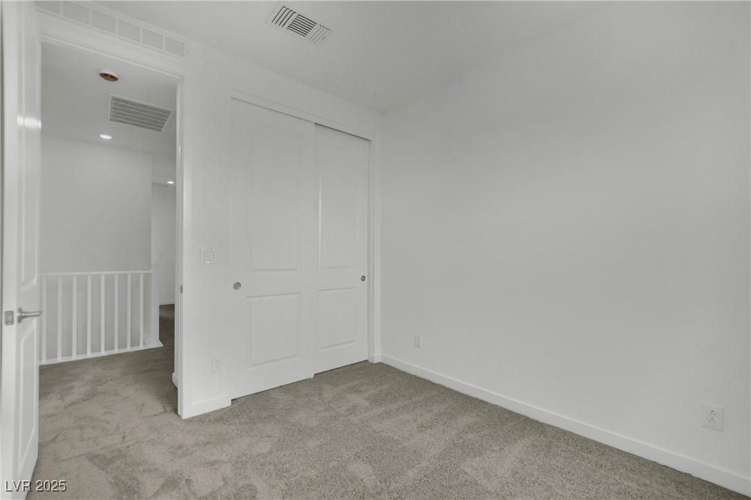 11422 Crimson Ledge Avenue