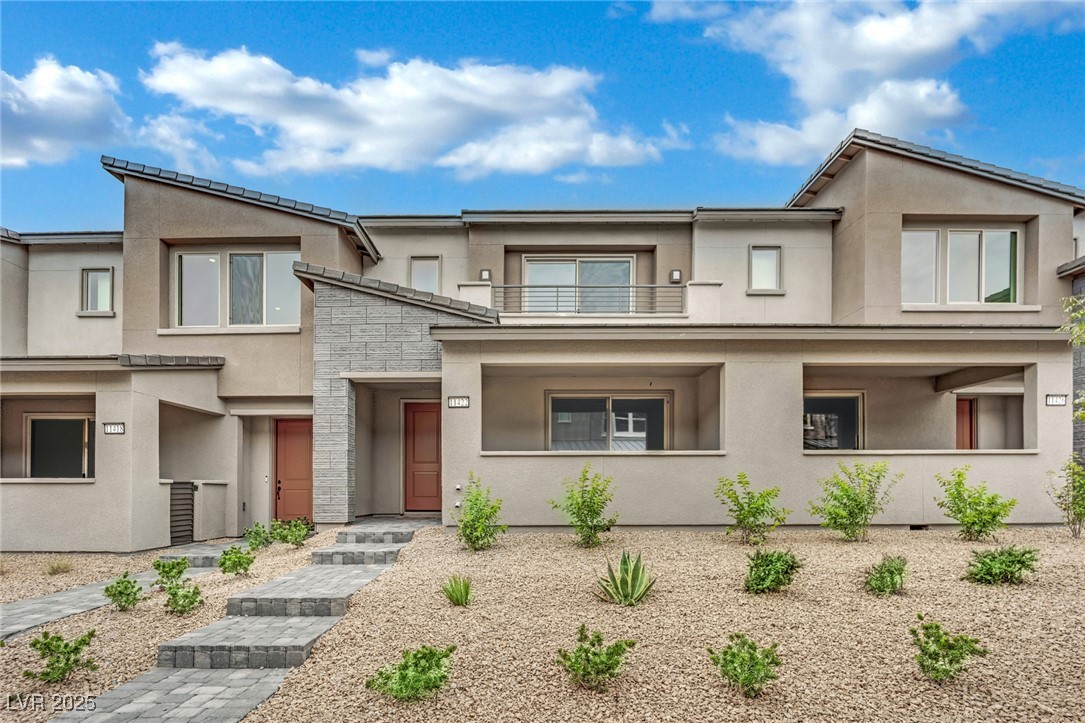 11422 Crimson Ledge Avenue