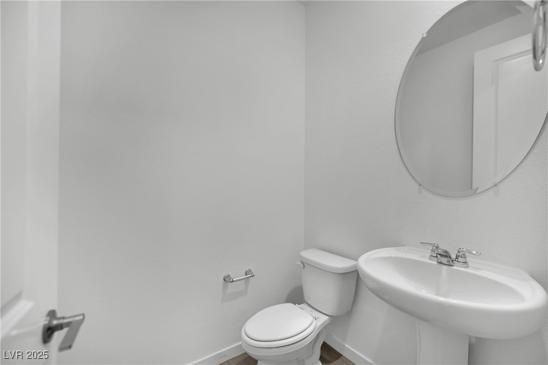 11422 Crimson Ledge Avenue