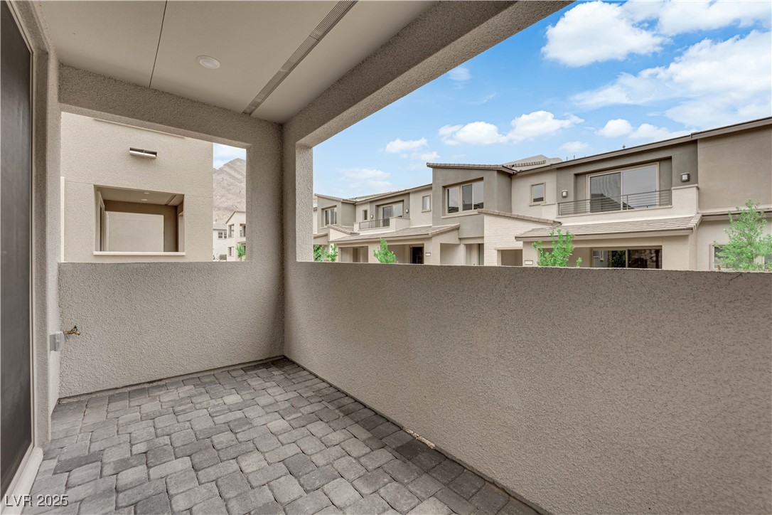 11442 Crimson Ledge Avenue