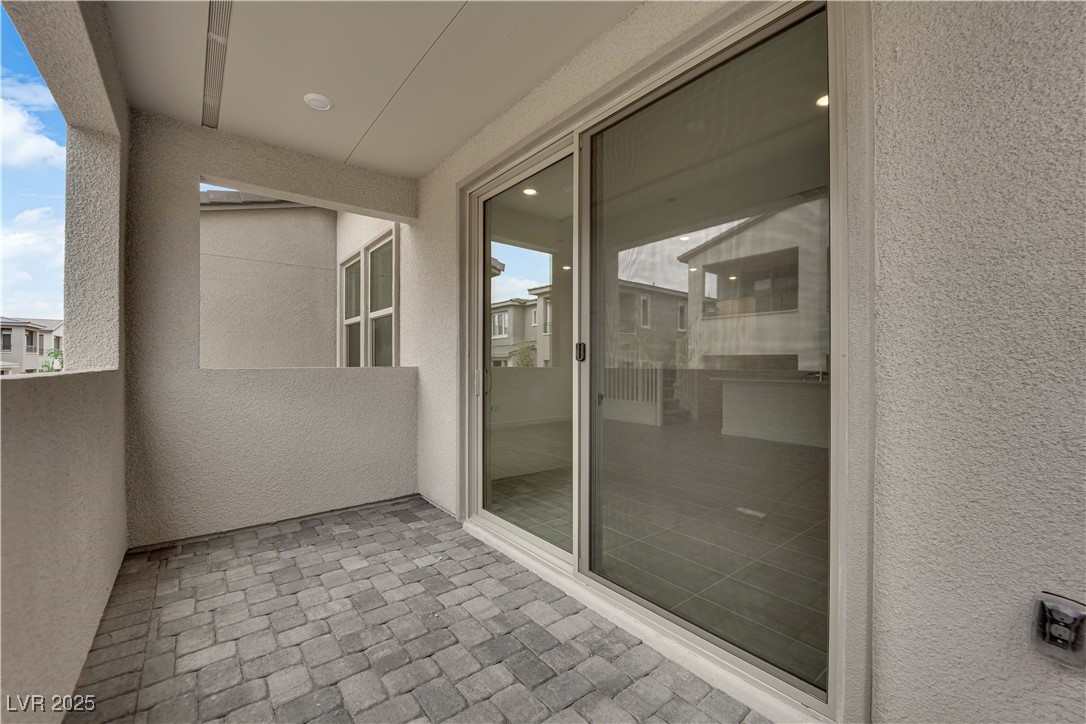 11442 Crimson Ledge Avenue