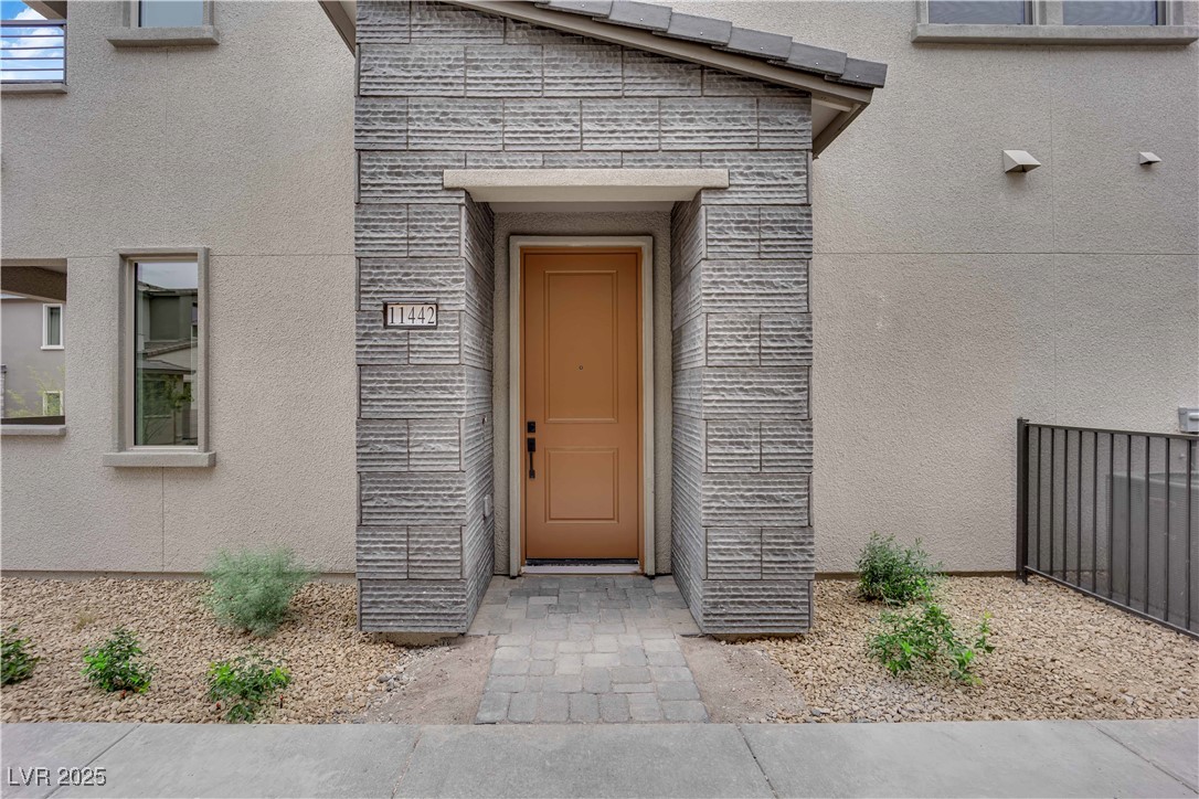 11442 Crimson Ledge Avenue