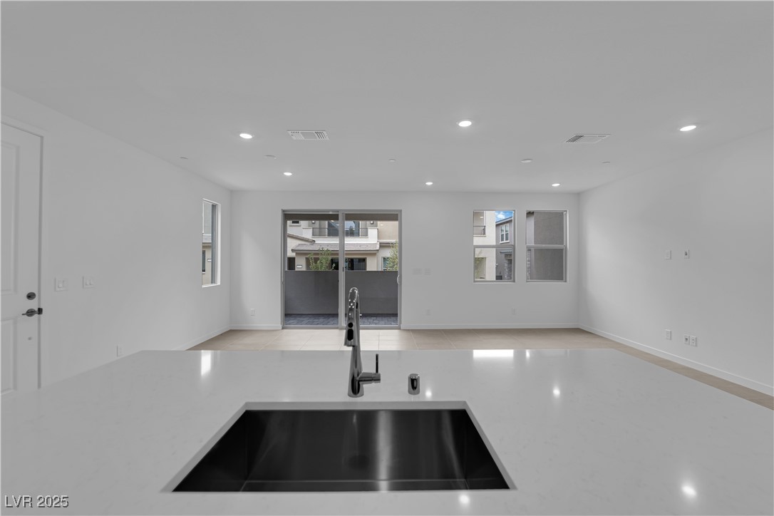 11442 Crimson Ledge Avenue