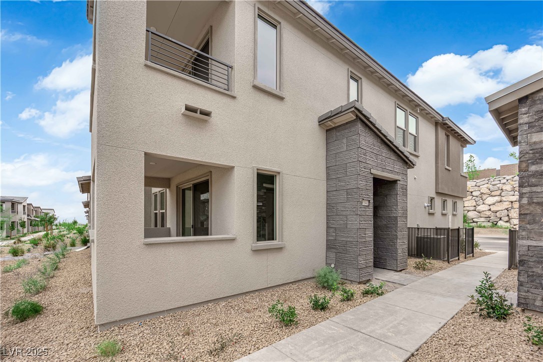 11442 Crimson Ledge Avenue