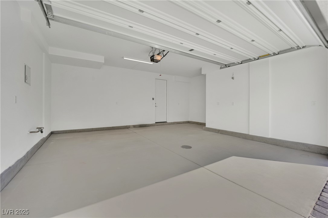 11476 Panoledge Avenue