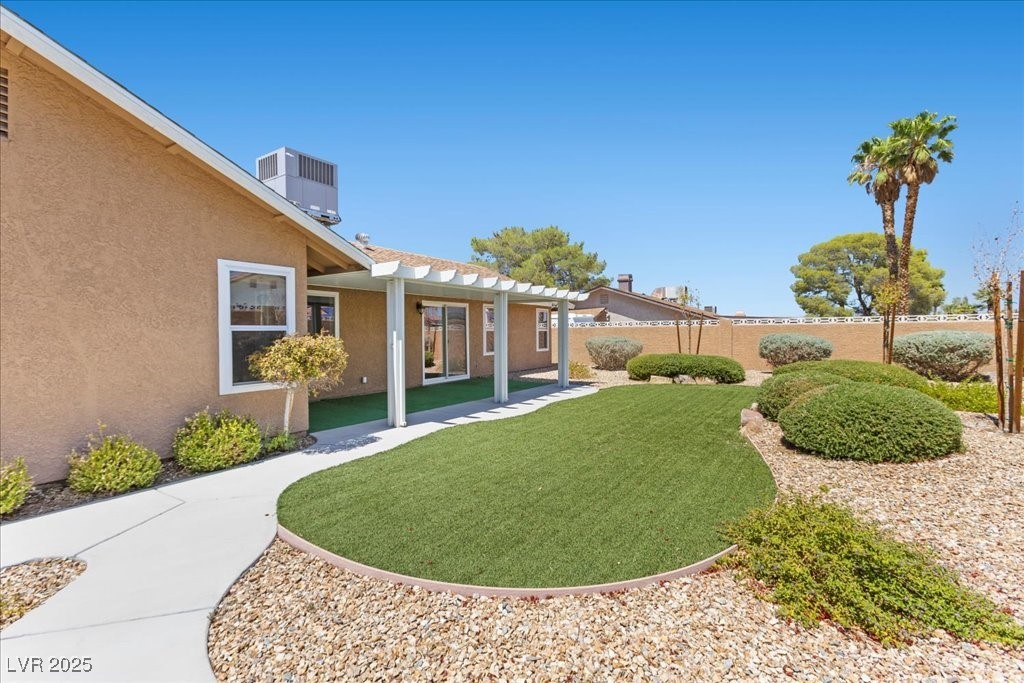2262 Heavenly View Drive