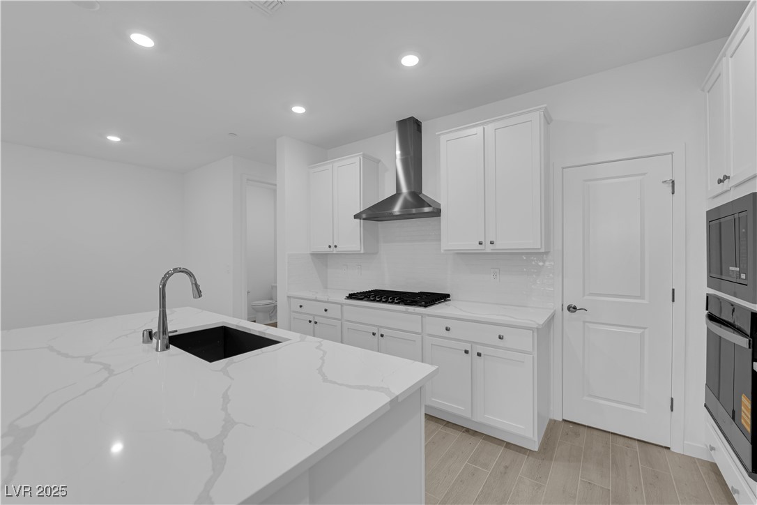 11398 Crimson Ledge Avenue