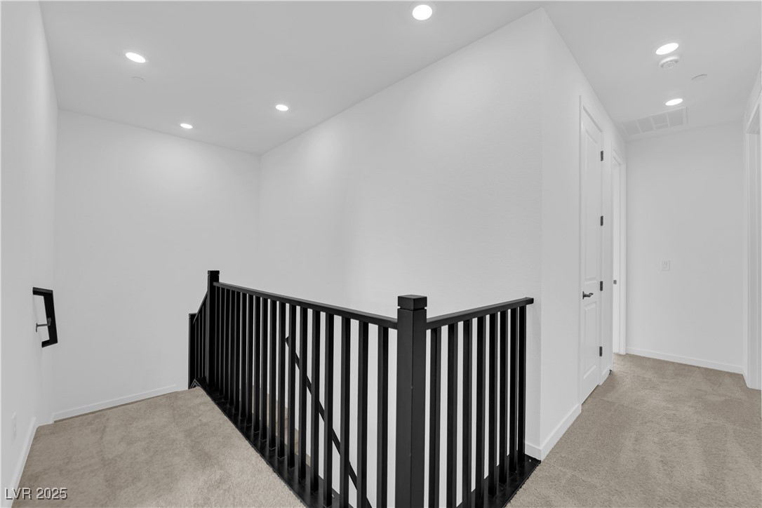 11398 Crimson Ledge Avenue