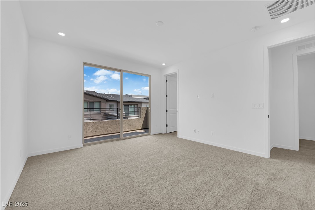 11398 Crimson Ledge Avenue