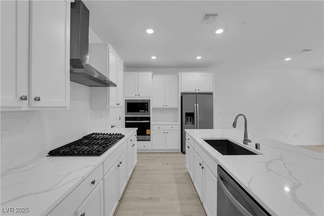 11398 Crimson Ledge Avenue