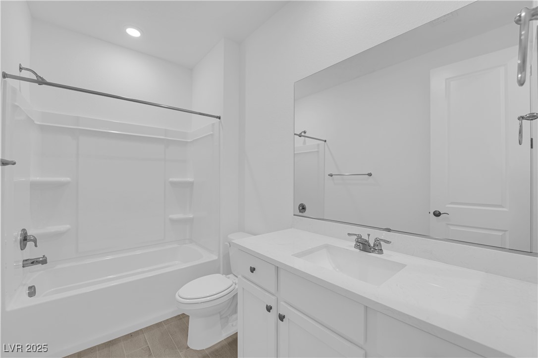 11398 Crimson Ledge Avenue